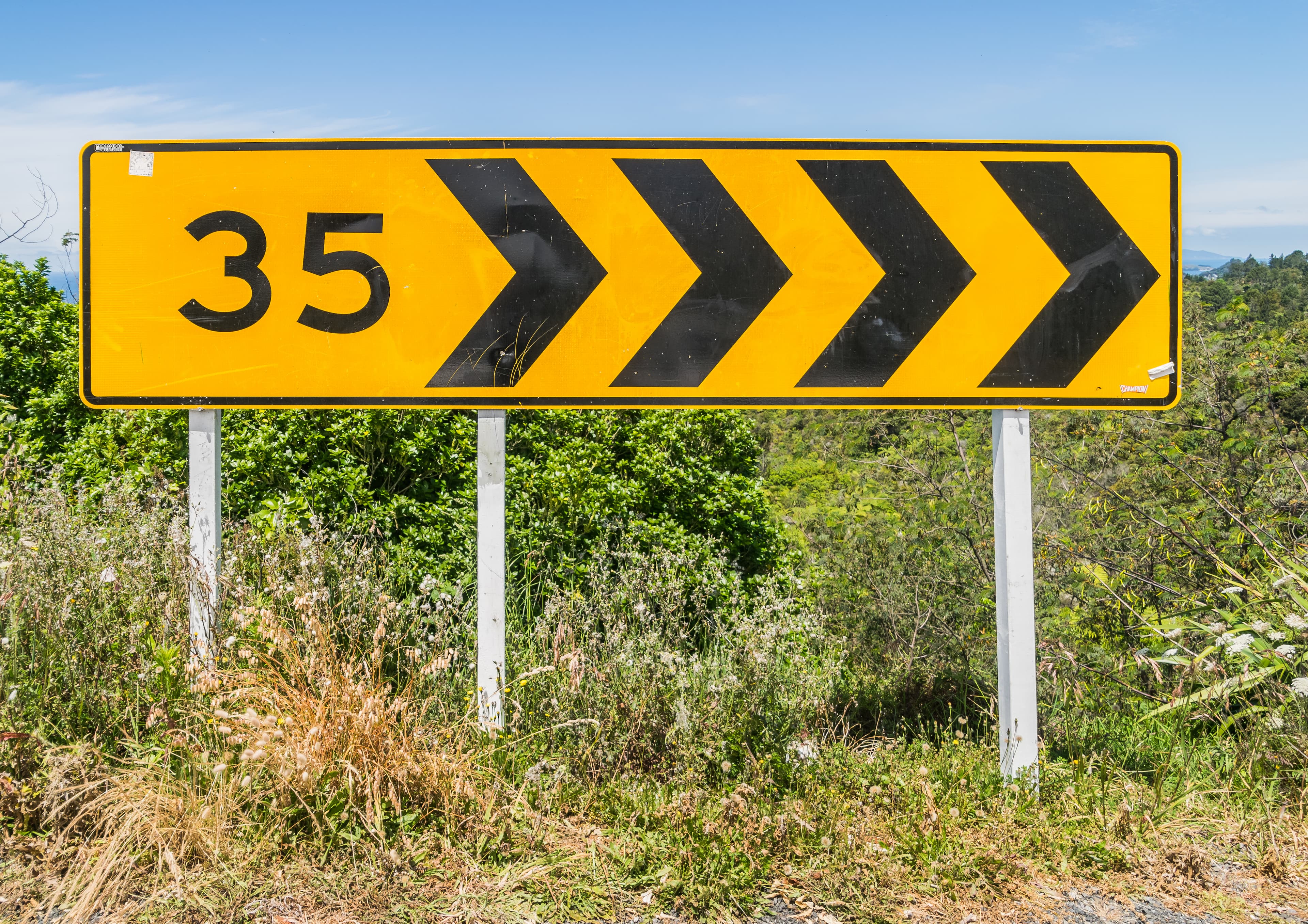 road sign 0.93